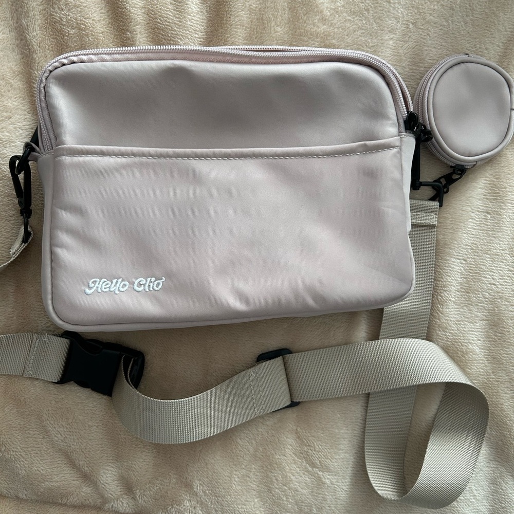 Awesome Hello Clio crossbody bag